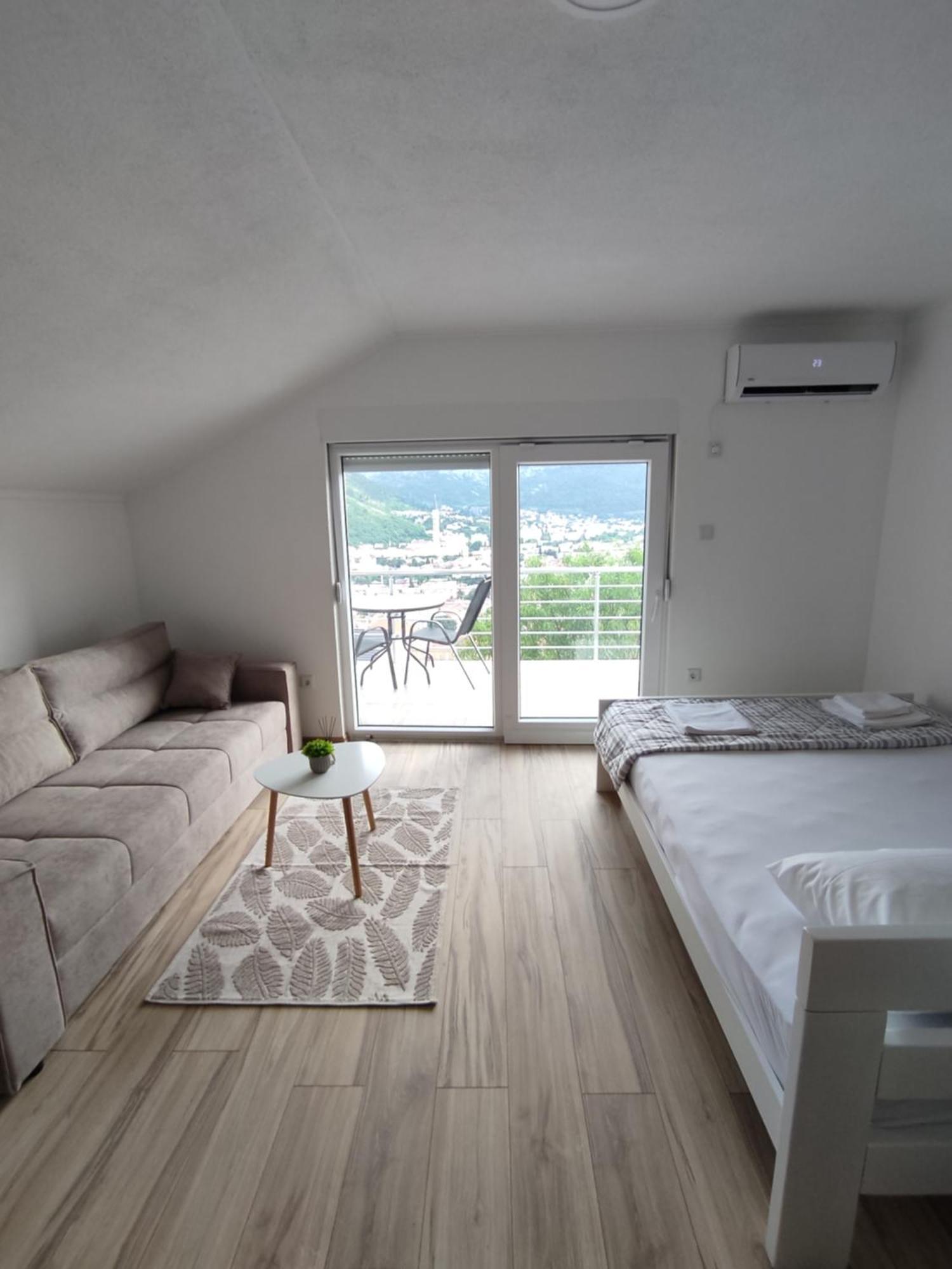 מוסטר View Of The City - Studio Apartment מראה חיצוני תמונה